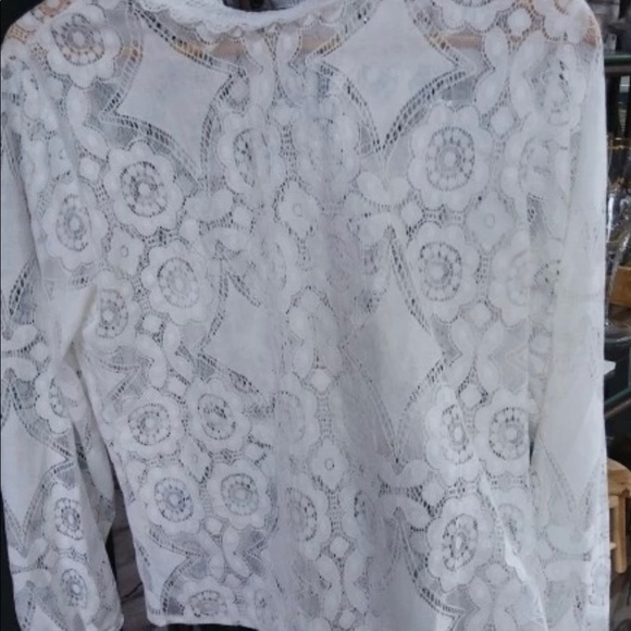 💕Sale💕Patrizia Lace Blouse - Picture 7 of 11
